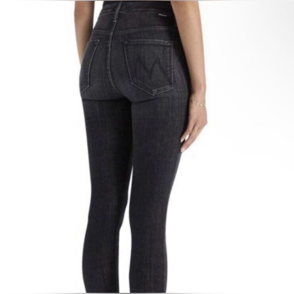 MOTHER High Waisted Looker Ankle Fray Blackbird